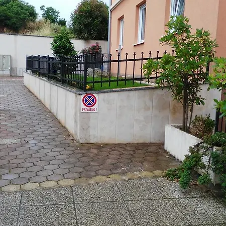 Apartment Pula Relax With Free Private Parking Apartment *