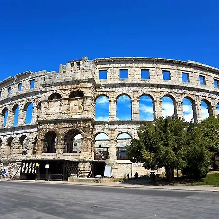 Apartment Pula Relax With Free Private Parking * Pula